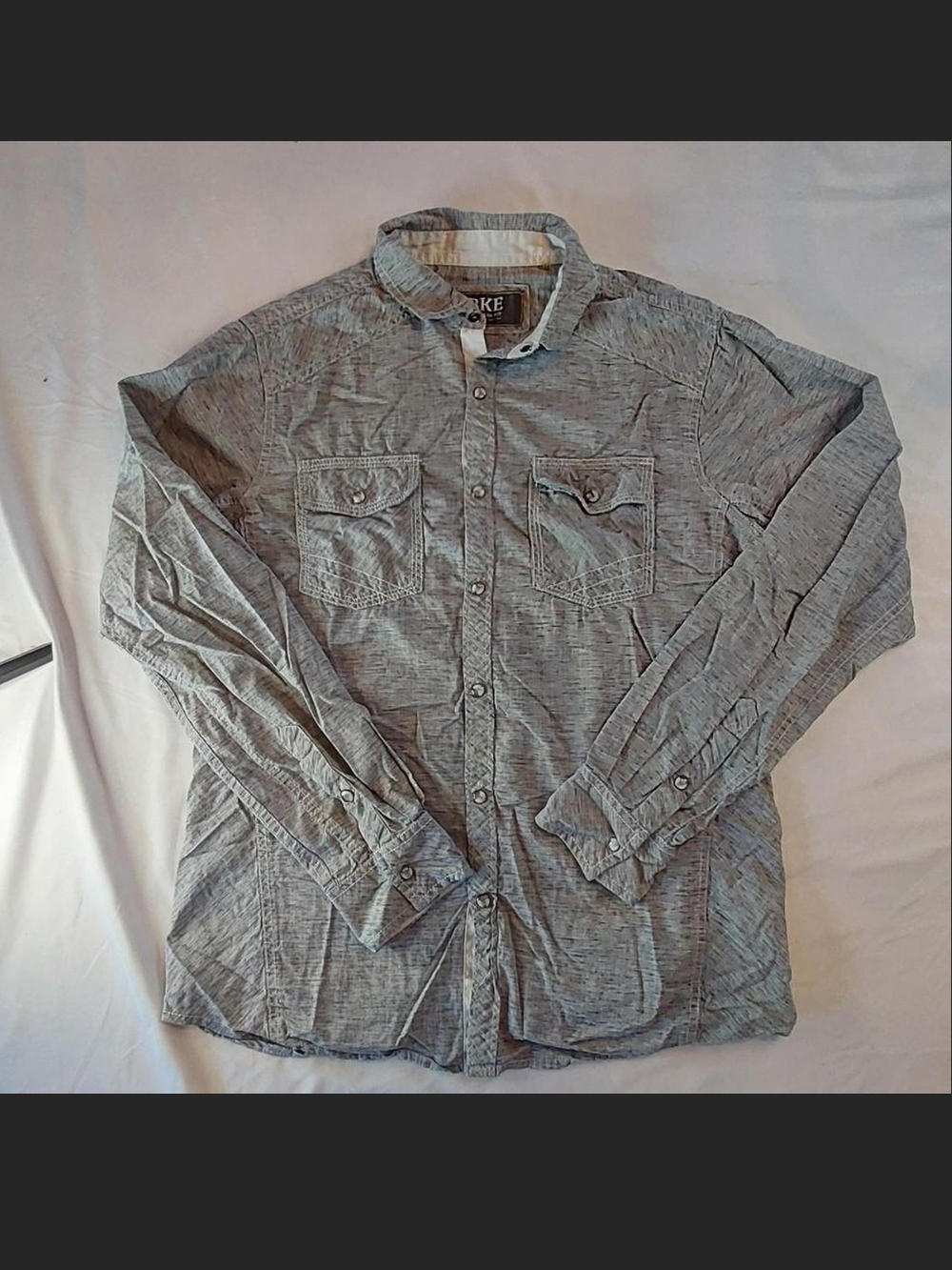 BKE Men's Standard Fit Button-Down Shirt M Gray Excellent pre-owned condition